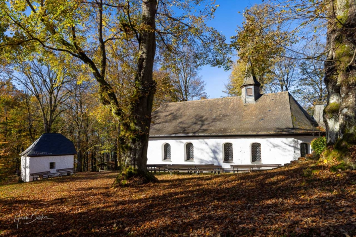 Marienkapelle und Altar auf dem Wilzenberg