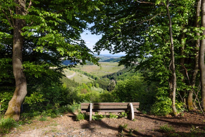 Frühlingshafter Blick ins Rauchloch