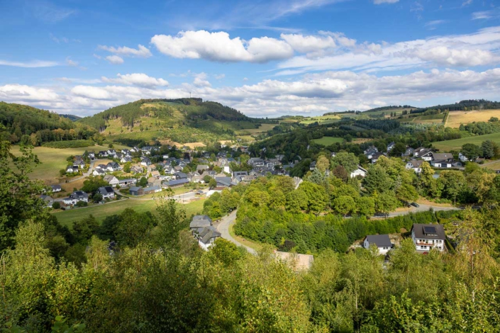 Blick vom Dorfbalkon auf Oberkirchen
