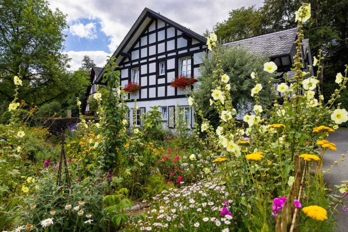 Blühender Bauerngarten in Schmallenberg